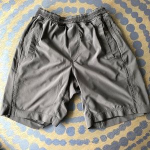 Men’s LuLu Lemon 7” Shorts with Liner - S